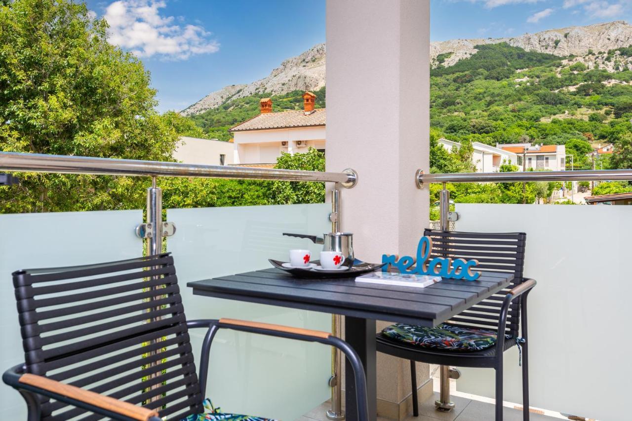 Divine Apartments Baška Exteriör bild